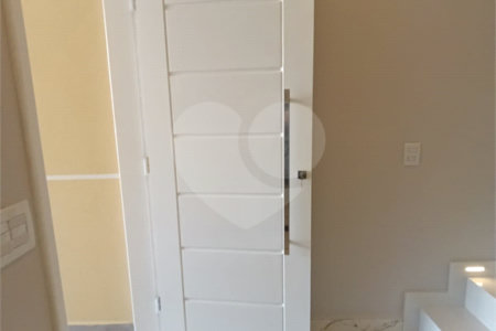 Sobrado à venda com 3 quartos, sendo 1 suíte, em Vila Medeiros, São Paulo, SP