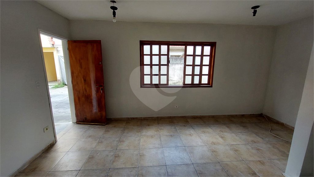 Casa para alugar com 3 quartos, sendo 1 suíte, em Vila Isolina Mazzei, São Paulo, SP