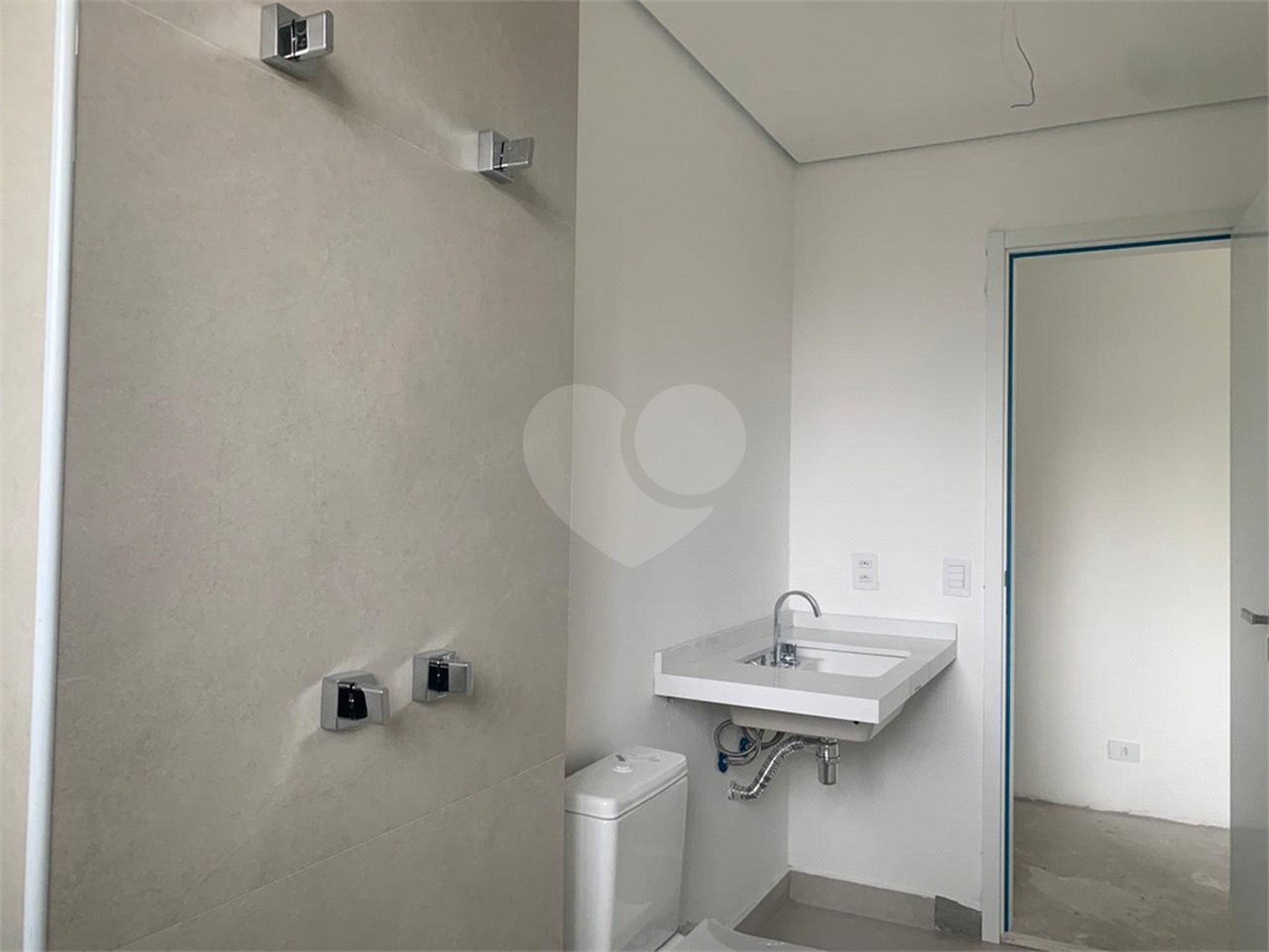 Apartamento à venda com 2 suítes em Vila Madalena, São Paulo, SP
