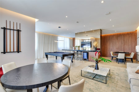 Apartamento à venda com 3 quartos, sendo 2 suítes, em Santo Amaro, São Paulo, SP
