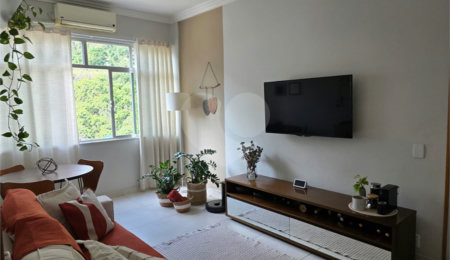 Apartamento à venda com 2 quartos, sendo 1 suíte,  em Tijuca, Rio de Janeiro, RJ