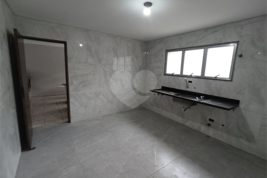 Casa à venda ou para alugar com 3 suítes em Santana, São Paulo, SP