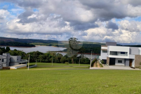 Terreno à venda no condomínio Mirantes de Itupararanga, Piedade - SP