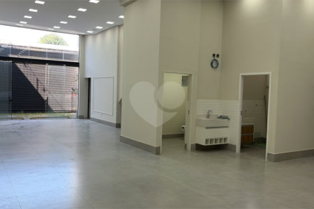 Prédio para alugar em Campestre, Santo André, SP