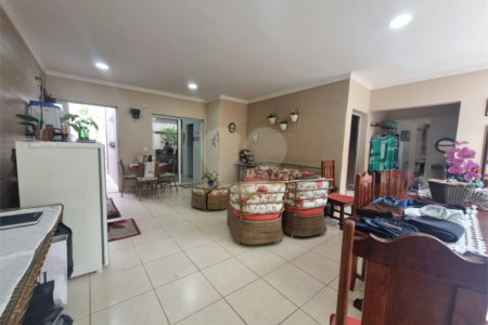 Casa à venda com 4 quartos, sendo 1 suíte,  no condomínio Ibiti do Paço, Sorocaba - SP