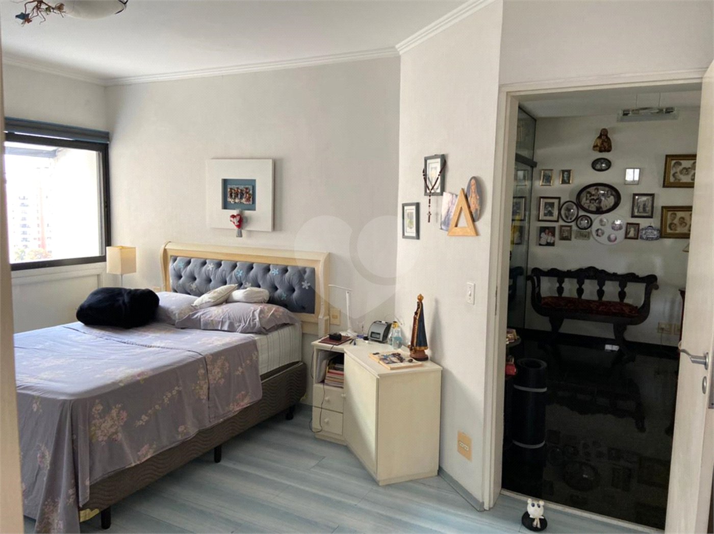Apartamento à venda com 4 quartos, sendo 1 suíte, em Campo Belo, São Paulo, SP