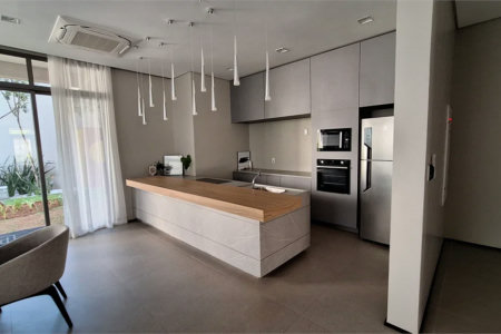 Apartamento à venda com 3 suítes em Vila Romana, São Paulo, SP
