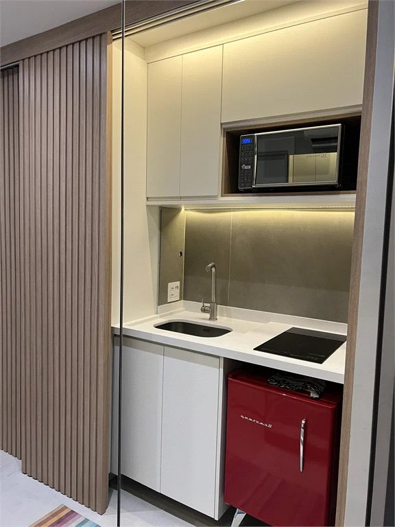 Apartamento à venda ou para alugar com 1 quarto em Pinheiros, São Paulo, SP
