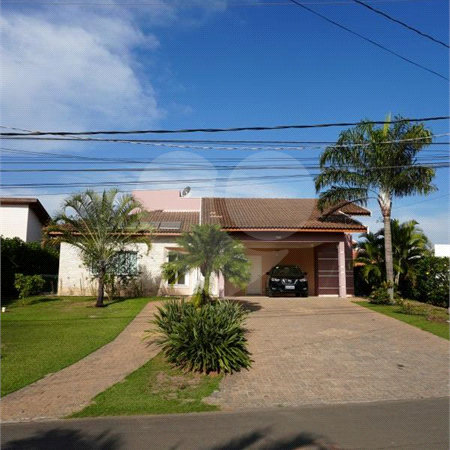 Casa para alugar com 4 quartos, sendo 2 suítes, no condomínio Mont Serrat, Salto - SP
