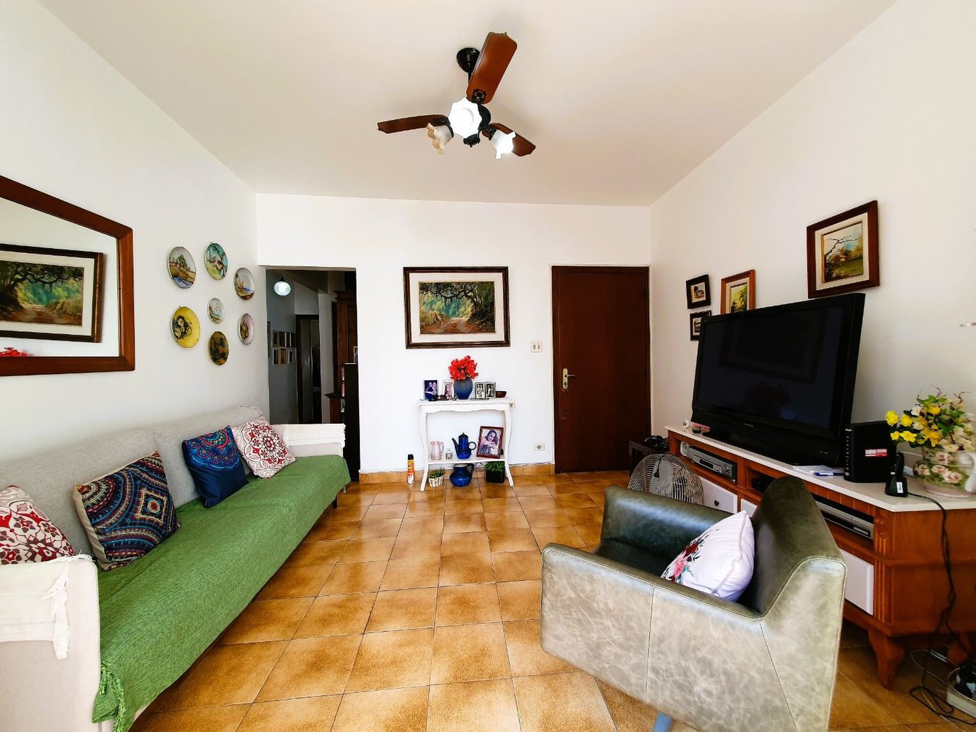 Apartamento com 2 dormitórios à venda, 97 m² por R$ 749.000,00 - Gonzaga - Santos/SP