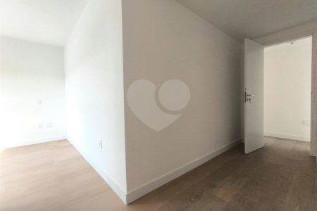Apartamento à venda ou para alugar com 3 suítes em Água Branca, São Paulo, SP