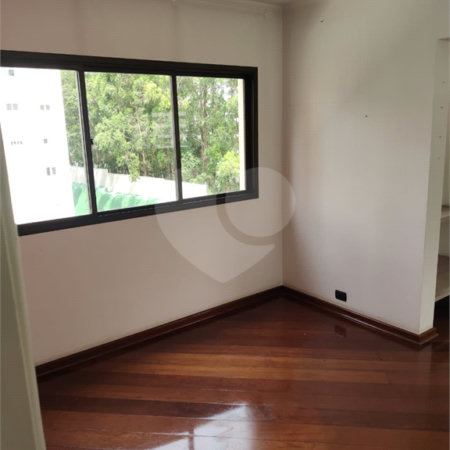 Apartamento à venda com 4 quartos, sendo 3 suítes, em Vila Andrade, São Paulo, SP