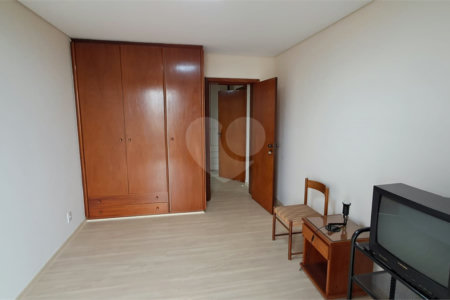 Apartamento para alugar com 4 quartos, sendo 3 suítes, em Santo Amaro, São Paulo, SP