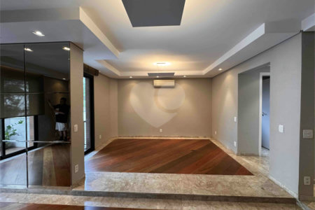 Apartamento à venda com 3 quartos, sendo 1 suíte, em Perdizes, São Paulo, SP