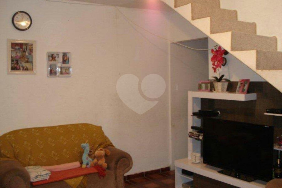 Sobrado à venda com 5 quartos, sendo 1 suíte, em Interlagos, São Paulo, SP