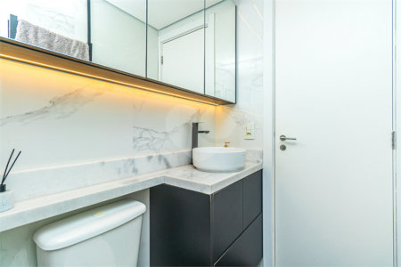 Apartamento à venda com 2 quartos, sendo 1 suíte, em Santo Amaro, São Paulo, SP