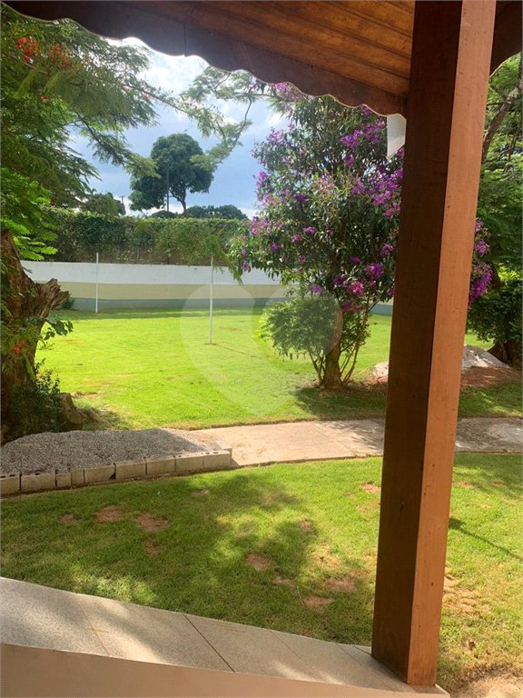 Casa à venda ou para alugar com 4 quartos, sendo 3 suítes,  em Jardim Estância Brasil, Atibaia, SP