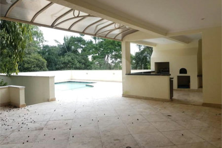 Casa à venda com 4 suítes no condomínio Vilaretto, São Paulo - SP