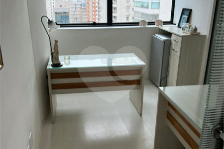 Sala à venda em Cerqueira César, São Paulo, SP