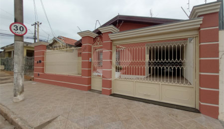 Casa à venda com 4 quartos, sendo 3 suítes,  no Centro, Itapetininga, SP