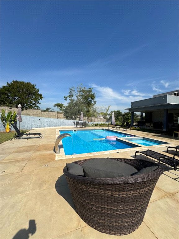 Casa à venda com 4 suítes no condomínio Fazenda Palmeiras Imperiais, Salto - SP