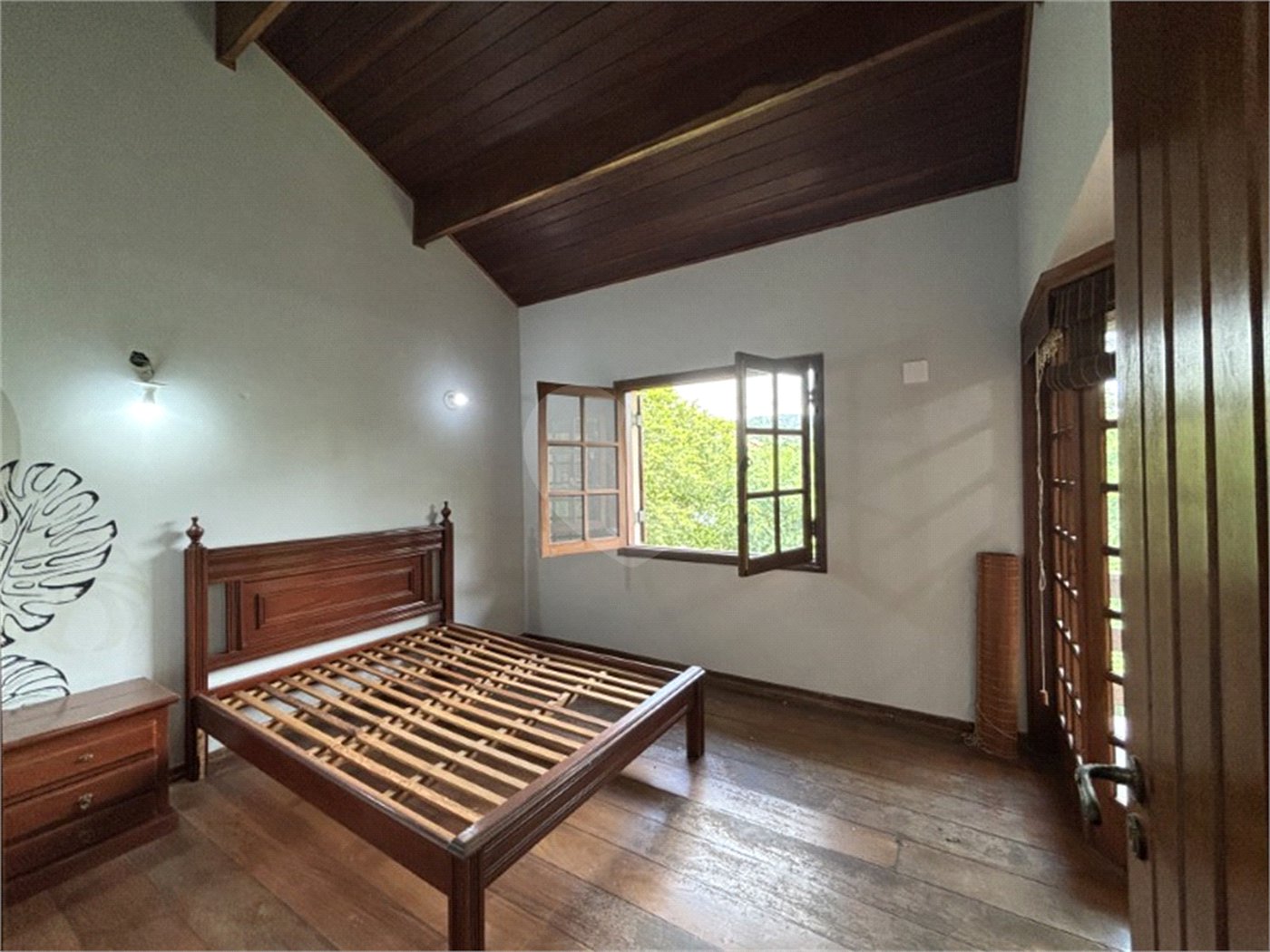 Casa à venda com 4 suítes em Tremembé, São Paulo, SP