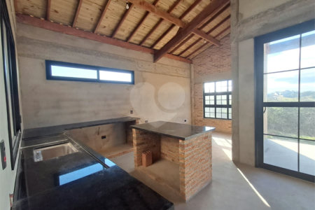 Casa à venda com 3 suítes no condomínio Village Porto Feliz, Porto Feliz - SP