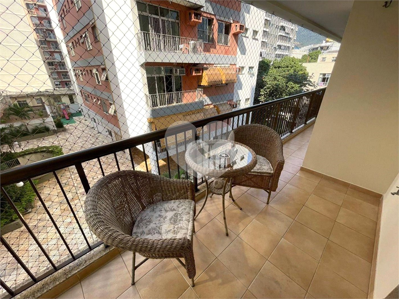 Apartamento à venda com 3 quartos, sendo 1 suíte,  em Tijuca, Rio de Janeiro, RJ
