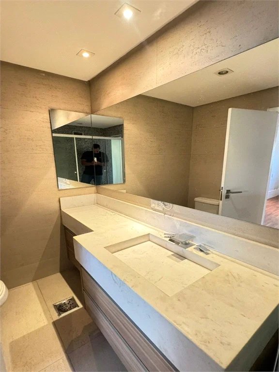 Apartamento à venda com 2 quartos, sendo 1 suíte, em Parque do Morumbi, São Paulo, SP