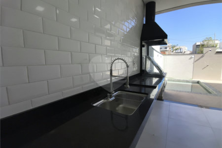 Casa à venda com 3 suítes no condomínio Campos do Conde I e II, Sorocaba - SP