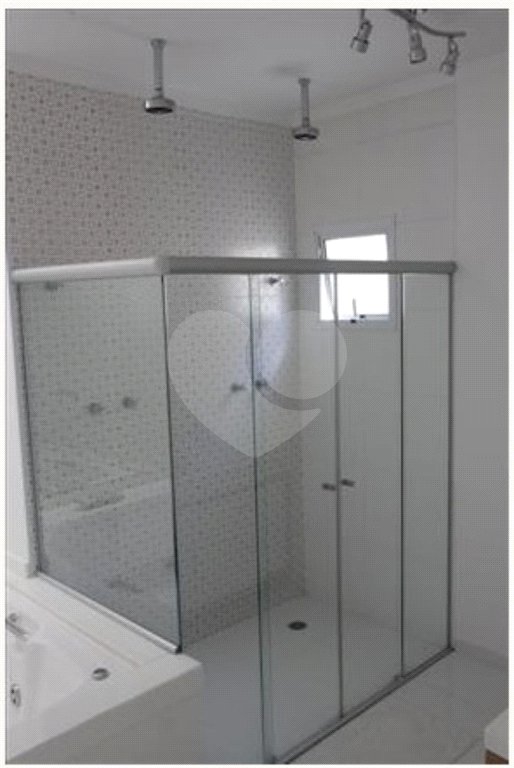 Casa à venda com 3 suítes no condomínio Villaggio Della Hípica, São Paulo - SP