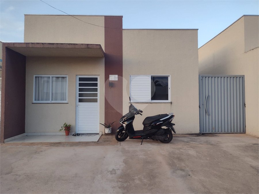 Casa à venda com 2 quartos no condomínio Ilhas Canárias, Cuiabá - MT