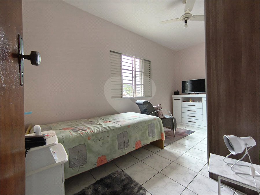 Sobrado à venda com 3 quartos no Brasilândia, São Paulo, SP