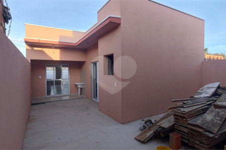 Casa à venda com 3 quartos, sendo 1 suíte, em Jardim dos Ipês, Salto, SP