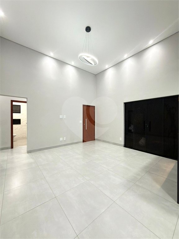 Casa à venda com 3 quartos, sendo 1 suíte, em Jardim Santa Cecília, Ribeirão Preto, SP