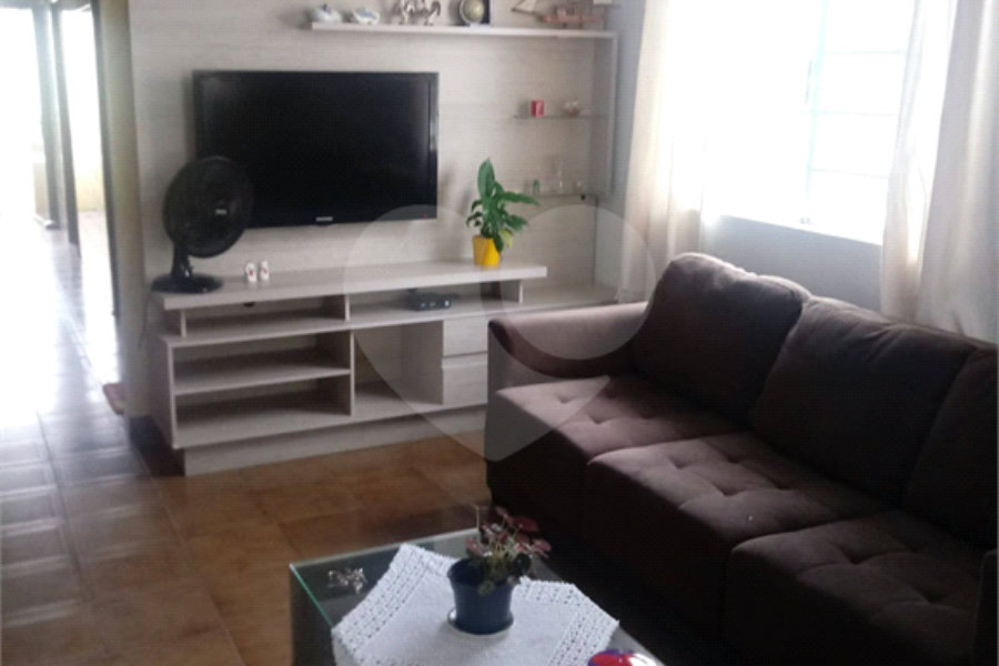 Casa Térrea para alugar com 3 quartos, sendo 1 suíte, no Centro, Mairiporã, SP