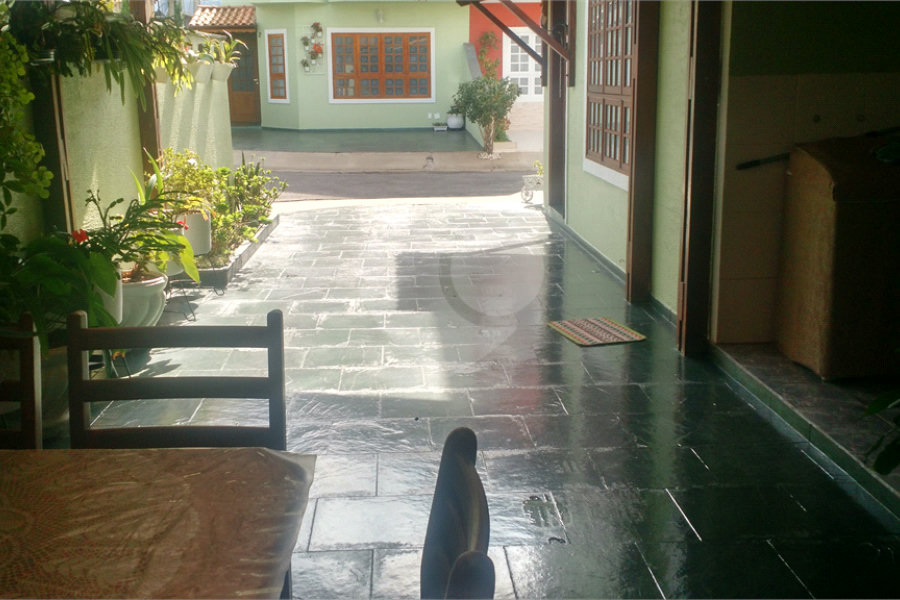 Casa à venda com 3 quartos, sendo 1 suíte, em Horto, São Paulo, SP