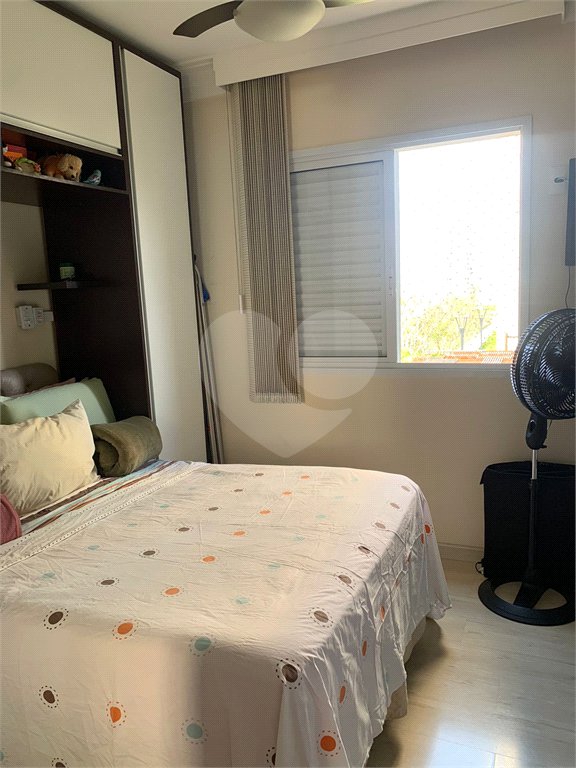 Apartamento à venda com 3 quartos, sendo 1 suíte, em Parque Santana, Mogi das Cruzes, SP