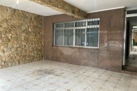 Casa à venda com 3 quartos, sendo 2 suítes, em Vila Carrão, São Paulo, SP