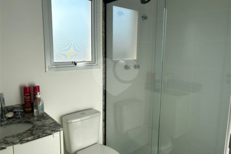 Casa para alugar com 3 quartos, sendo 1 suíte,  no condomínio Bella Roma, São Roque - SP