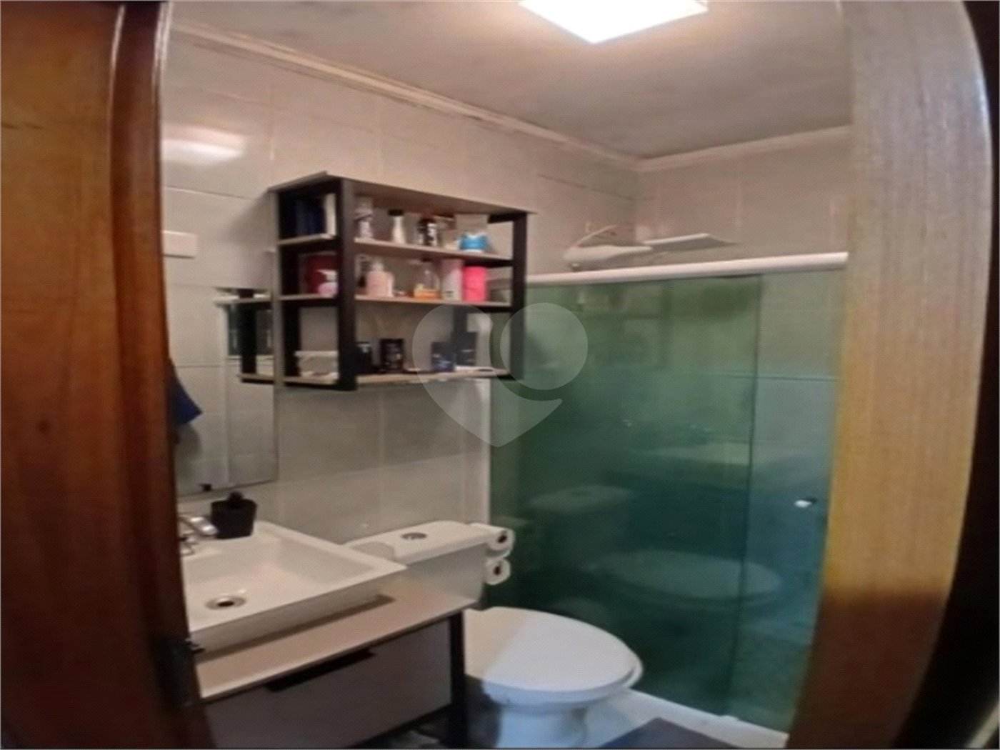 Casa à venda com 3 quartos, sendo 1 suíte, no condomínio Residencial Doutor Emanuel Dias, São Paulo - SP