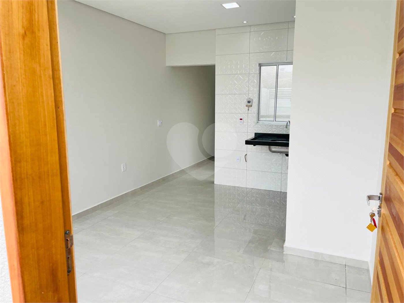 Casa de Vila à venda com 2 quartos em Jardim Dona Tereza, Sorocaba, SP
