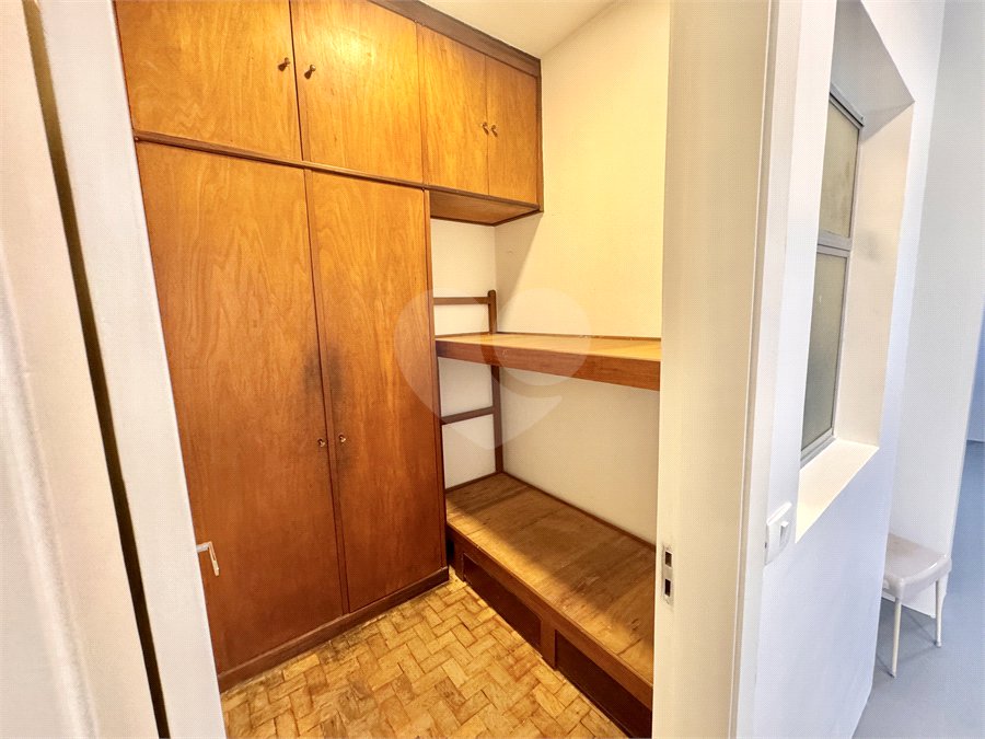 Apartamento à venda com 4 quartos, sendo 1 suíte, em Lagoa, Rio de Janeiro, RJ