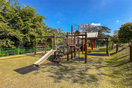 Casa à venda com 4 suítes no condomínio Tivoli, Sorocaba - SP