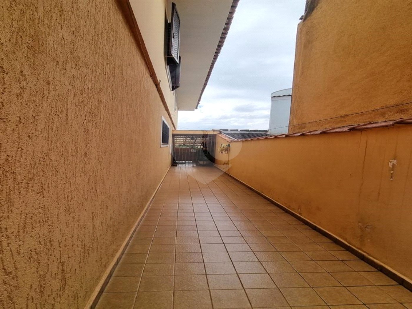 Casa à venda com 3 quartos em Cidade dos Bandeirantes, São Paulo, SP
