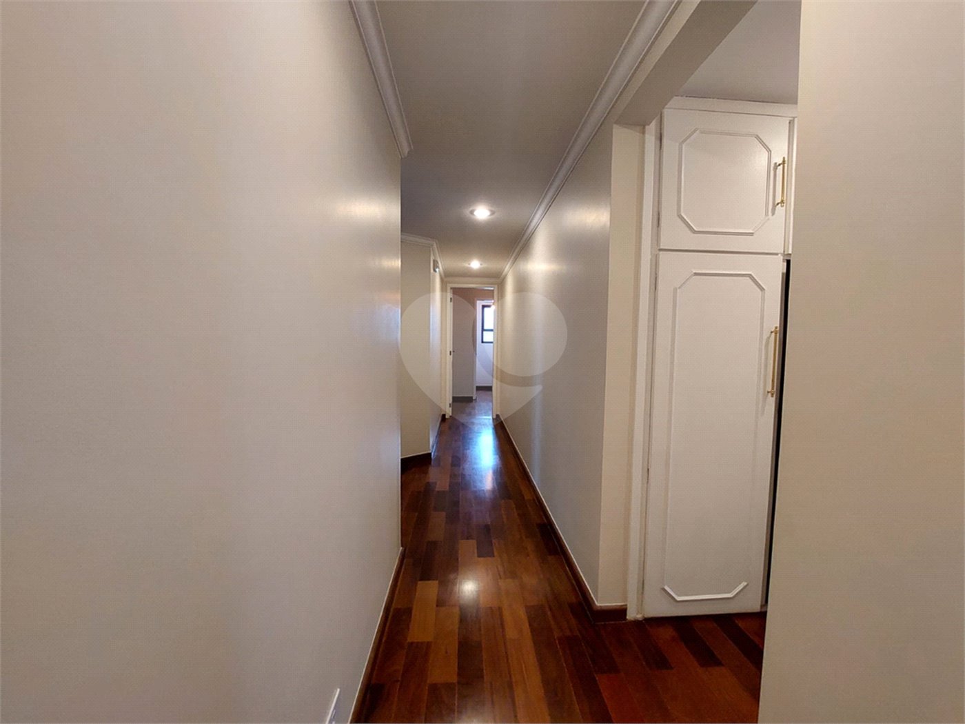 Apartamento à venda com 3 quartos, sendo 1 suíte, em Sumaré, São Paulo, SP