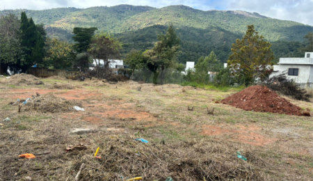 Terreno à venda em Jardim Maristela, Atibaia, SP