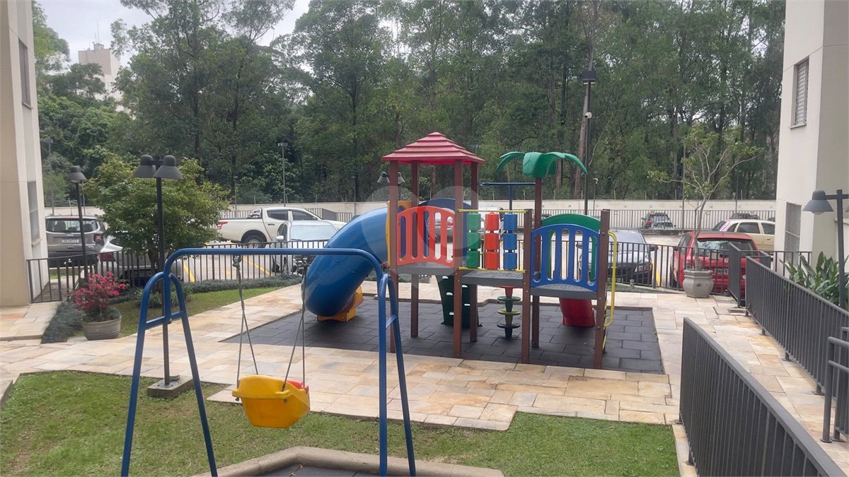Apartamento à venda com 3 quartos em Jardim Monte Alegre, São Paulo, SP