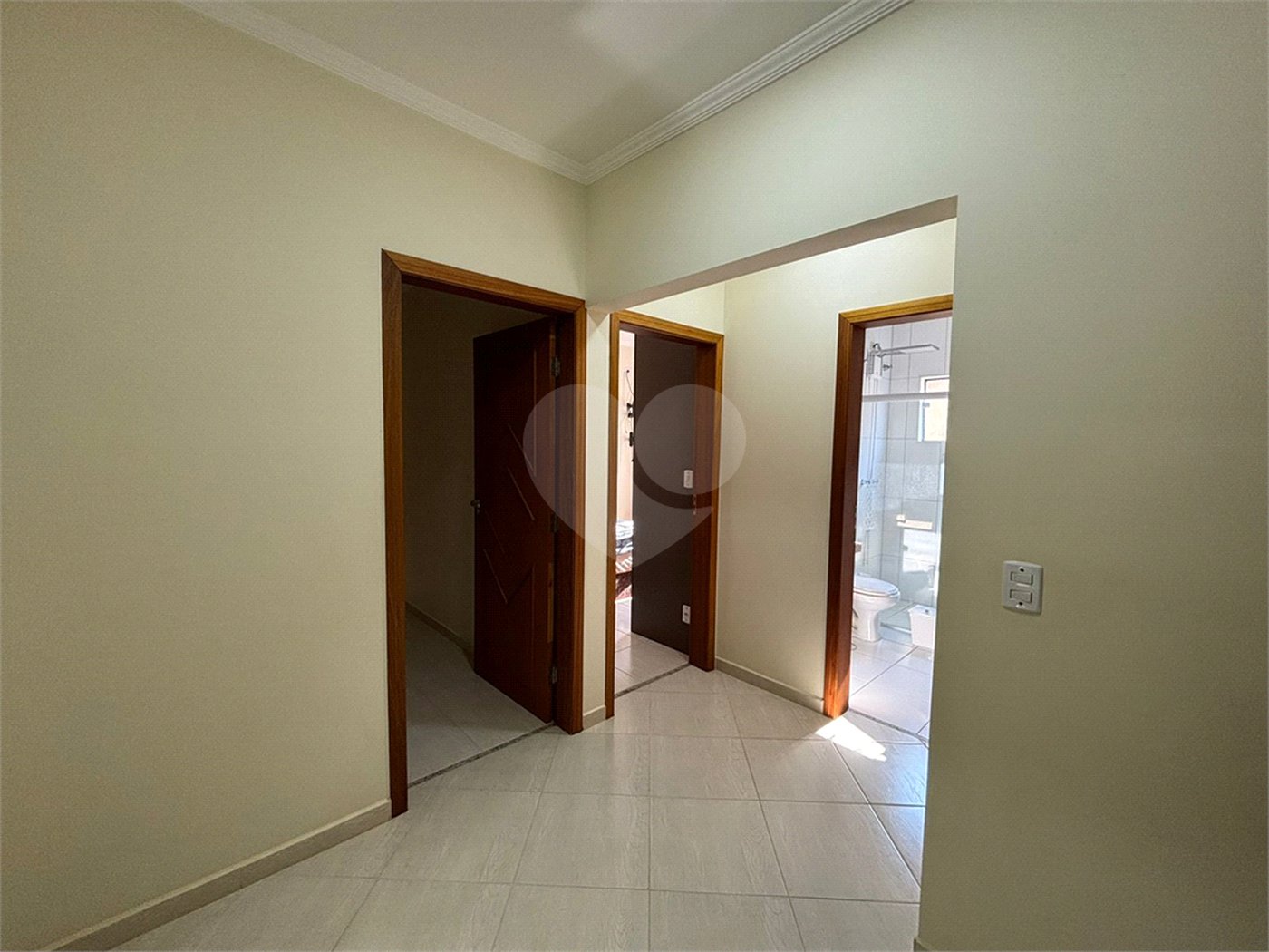 Casa à venda com 3 quartos, sendo 1 suíte, em Jardim Paulista, Atibaia, SP