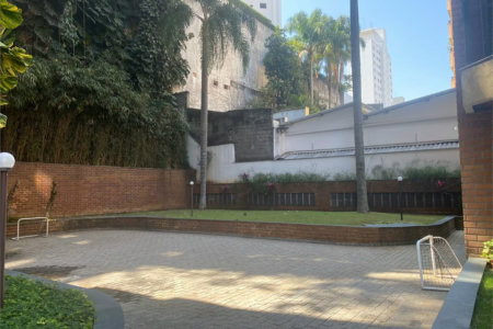 Apartamento à venda com 3 quartos, sendo 1 suíte, em Real Parque, São Paulo, SP